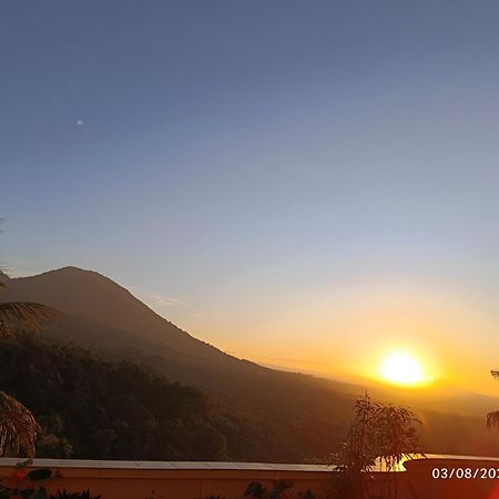 Bed and Breakfast Dwan Tea Mountain Side Джатилувих Экстерьер фото